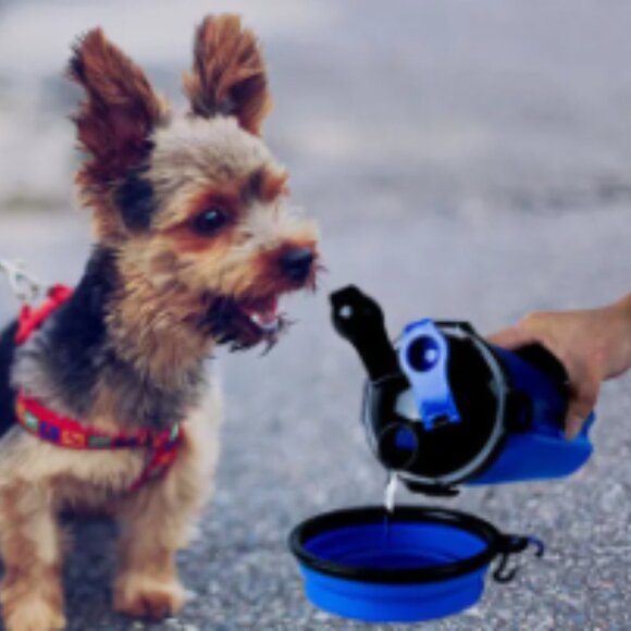 NWT - 2 IN 1 PET TRAVEL BOTTLE & BOWL - Picture 1 of 10